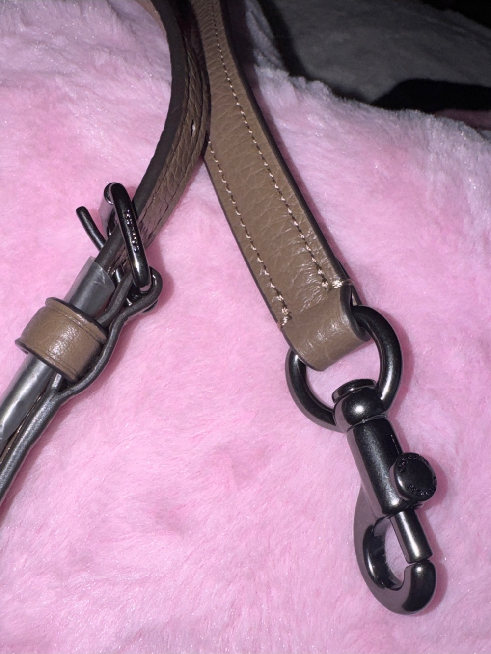 Coach Brown Leather Convertible Crossbody Strap with Gunmetal Hardware - Picture 4 of 8